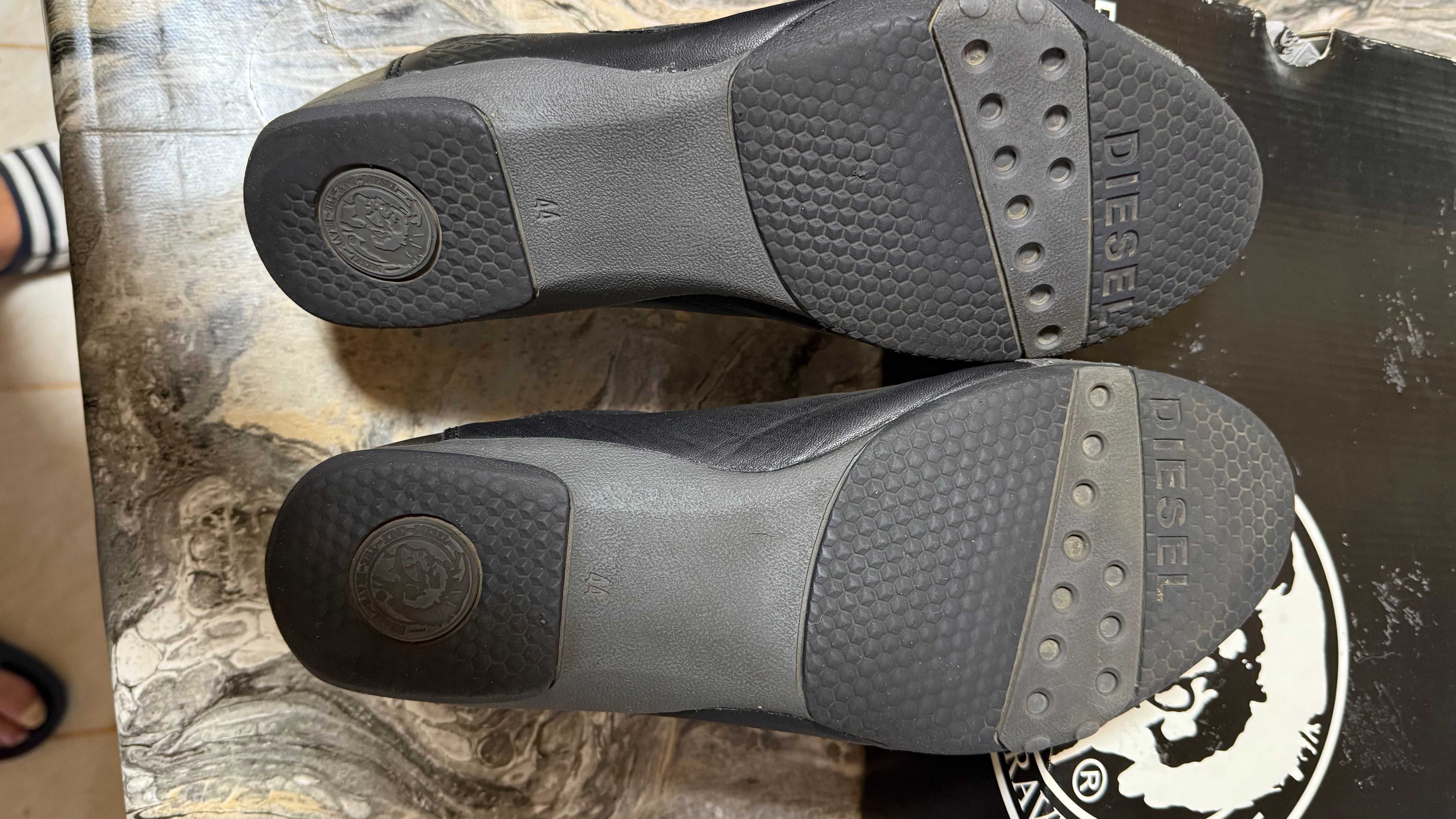 Pantofi sport/casual Diesel ,piele naturala ,mărimea 44 ,ca noi.