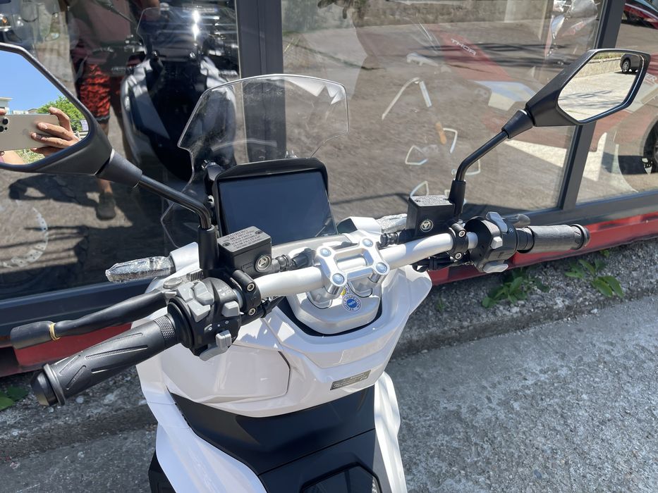 Scuter TNT XCO 125 cc-Nou-Abs-carplay-Garantie-Transport gratuit-