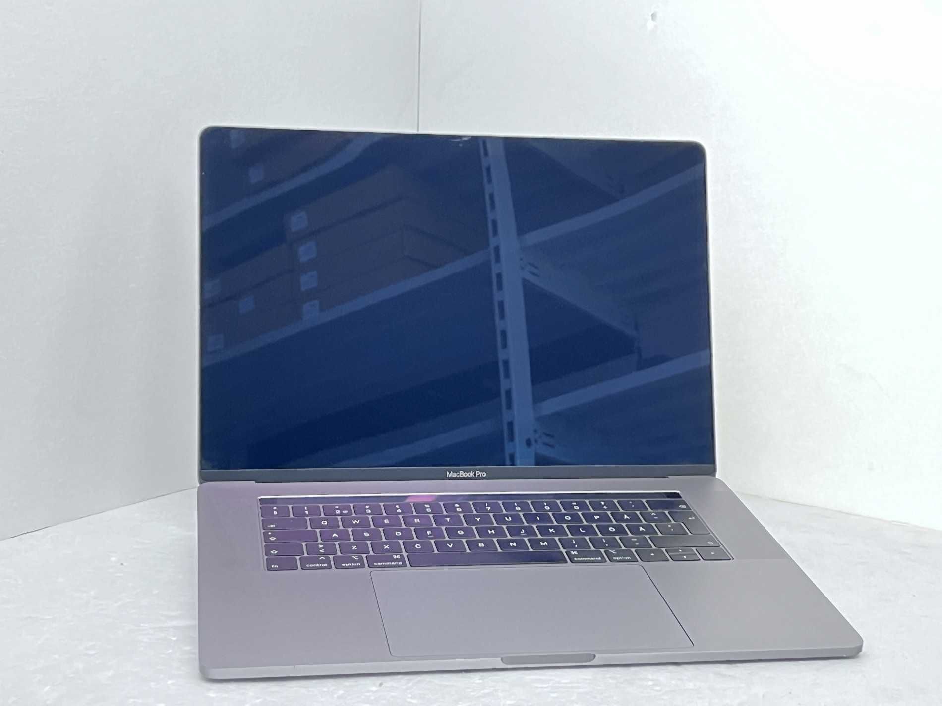 Apple MacBookPro15.1 (A1990) 15.4" i7 16GB 250GB /-Отлично състоание