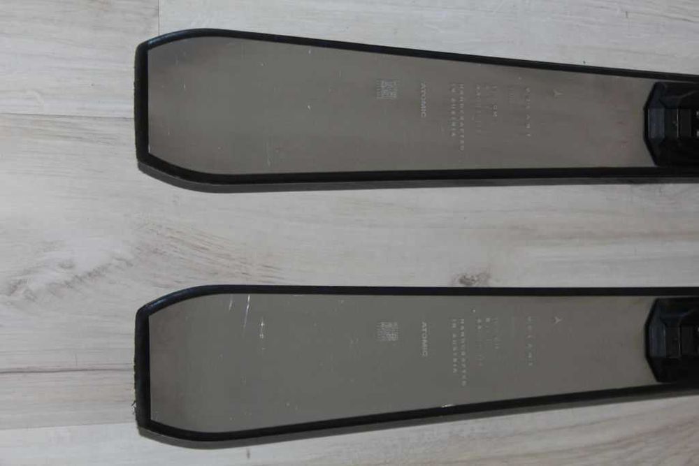 ATOMIC VOLANT 5000  155cm 160cm  Masterpiece from Austria 2025