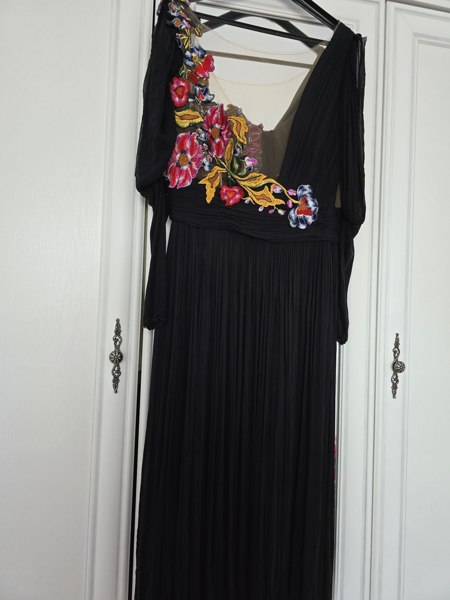 Rochie casa de moda Arbia
