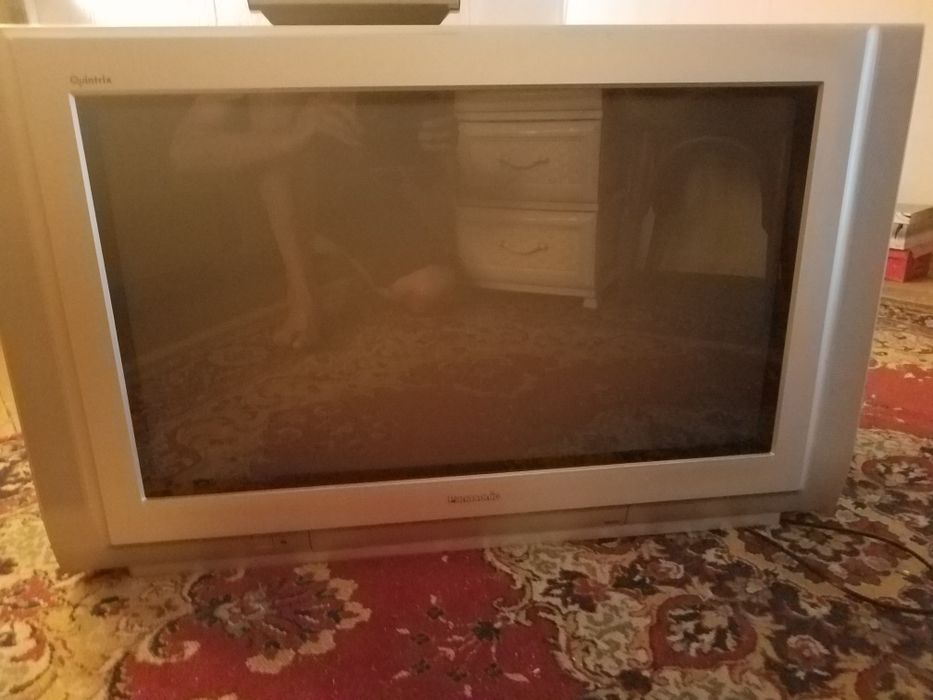 Запазен телевизор Panasonic 82