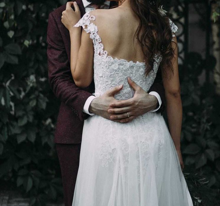 Rochie de mireasa, model sirena, dantela si tulle