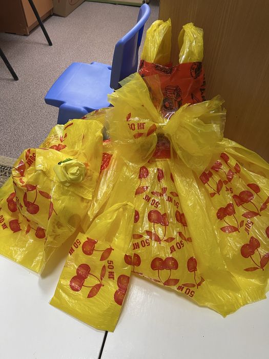 Продается костюм из пакета