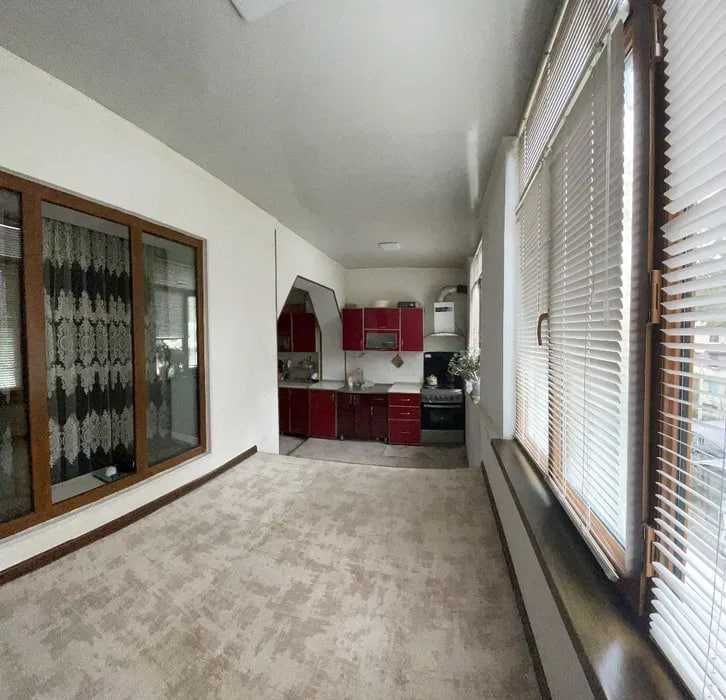 Юнусабад   3-хона.3-этаж/4. Кирпичный. Балкон 2/6