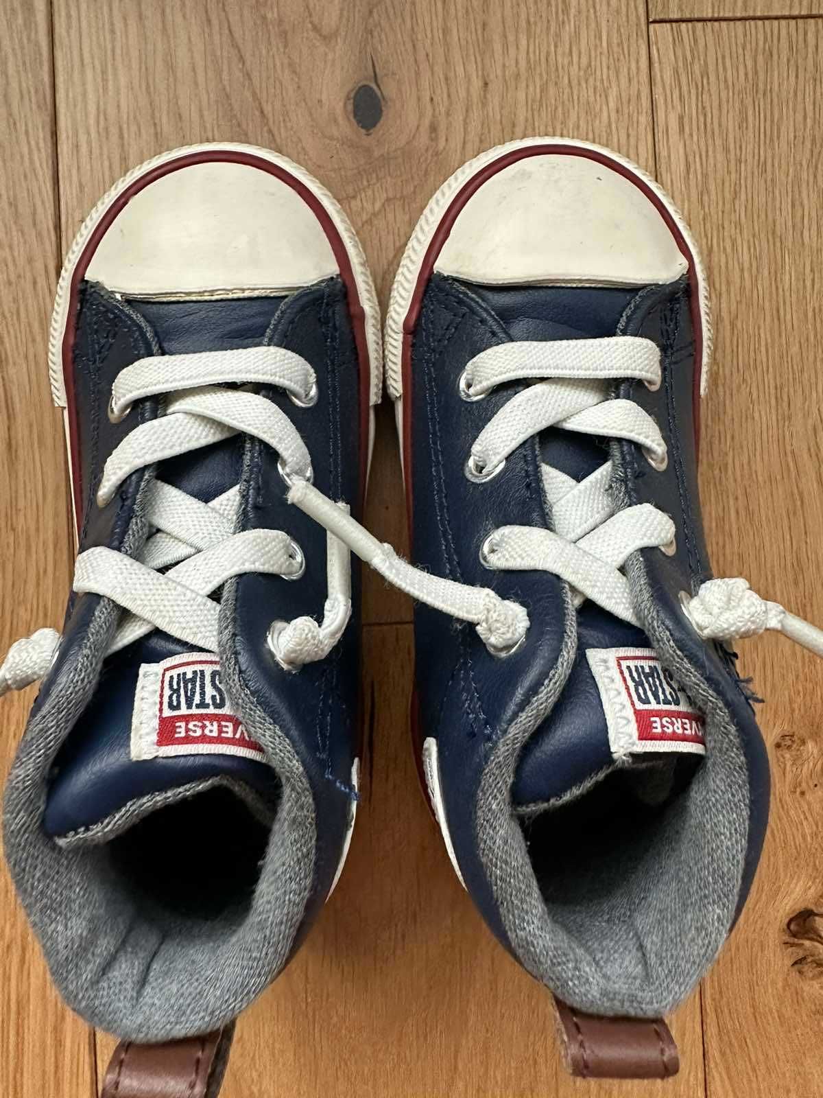 НОВИ есенни кожени кецове/обувки Converse н. 23 (купувани от САЩ)