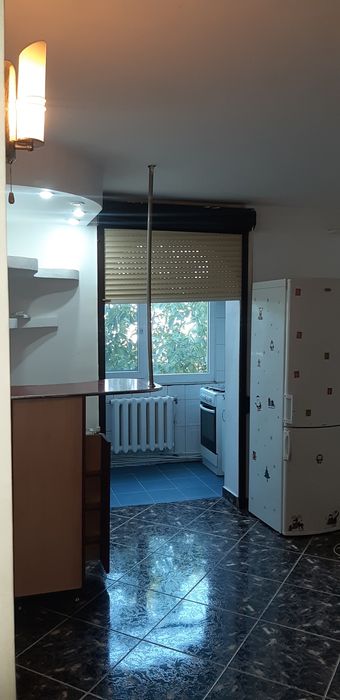 Inchiriez Apartament