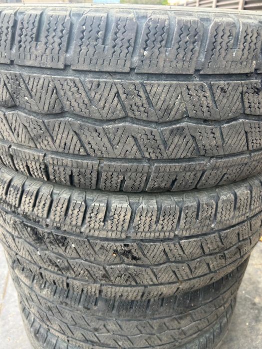 Cauciucuri iarnă 225/65R16C