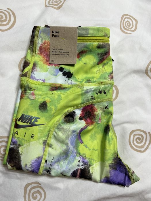 Nike спортен клин НОВ оригинален!!!