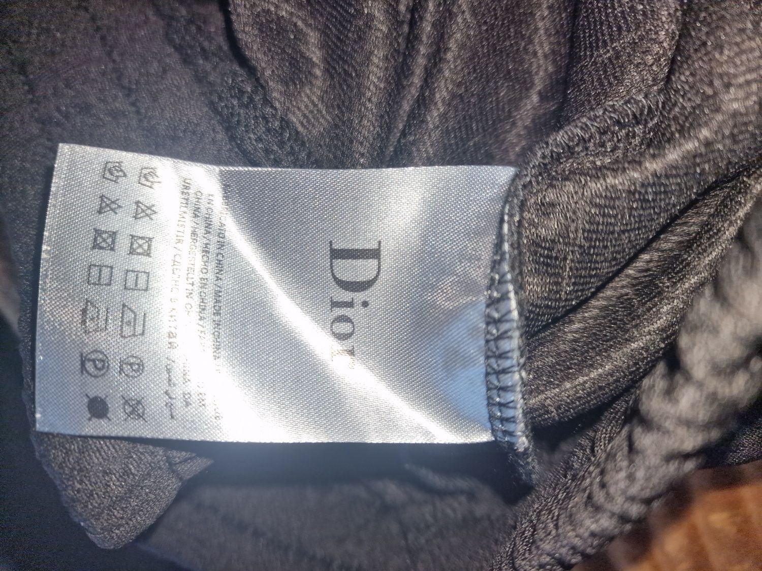 Pantaloni dior .