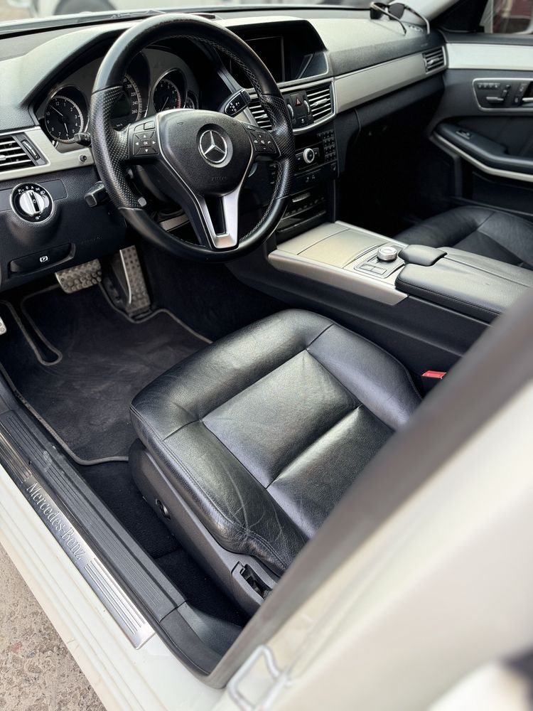 Mercedes W212 sotladi