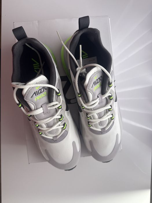 Nike Air Max 270 React 42 Noi in cutia originala