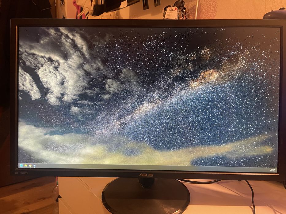 Monitor ASUS VP28U
