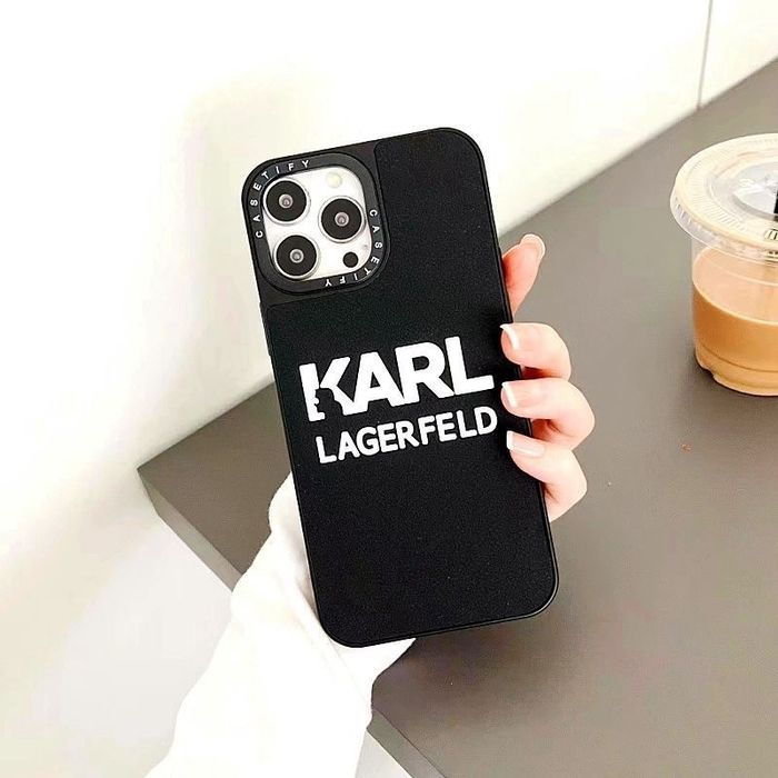 Чехол на iphone 12 Karl Lagerfeld