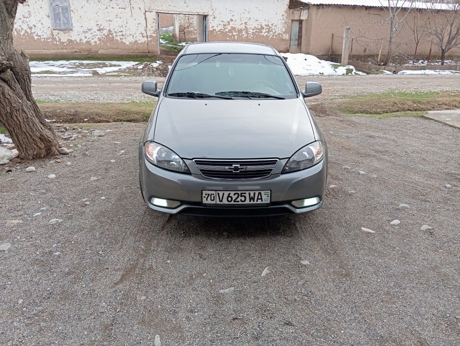 Мошина сотилади холати яхши