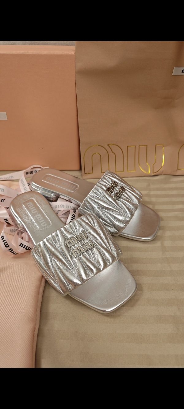 Дамски чехли Miu Miu