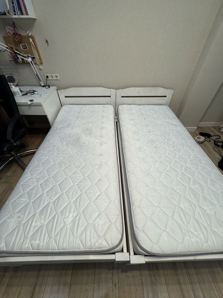 ПРОДАЕТЬСЯ КРОВАТЬ 200x90 кол-во 2