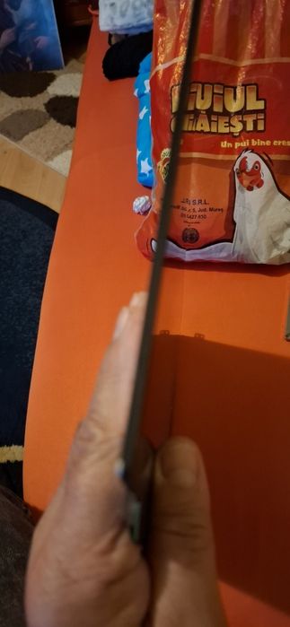 Vând display  laptop  slim