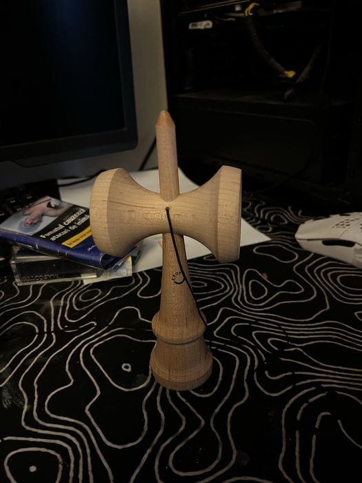 kendama krom gas cream