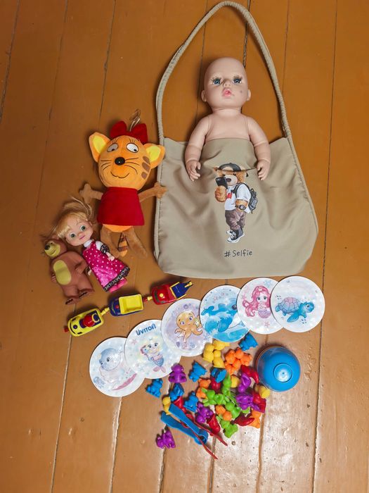 Игрушки отдам за шоколад