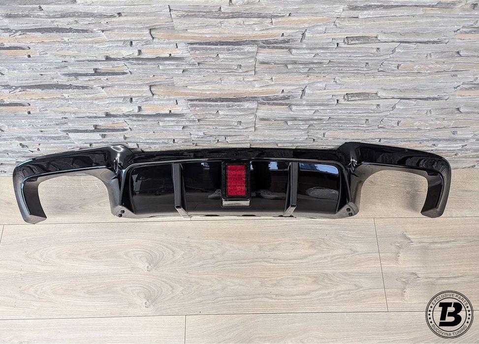 Difuzor Bara Spate compatibil cu BMW Seria 5 F10 F11 M5 LED Design
