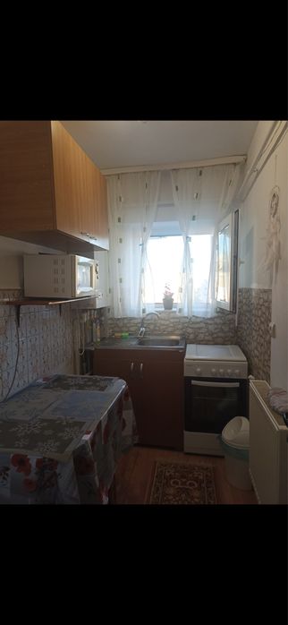 Inchiriez apartament o camera