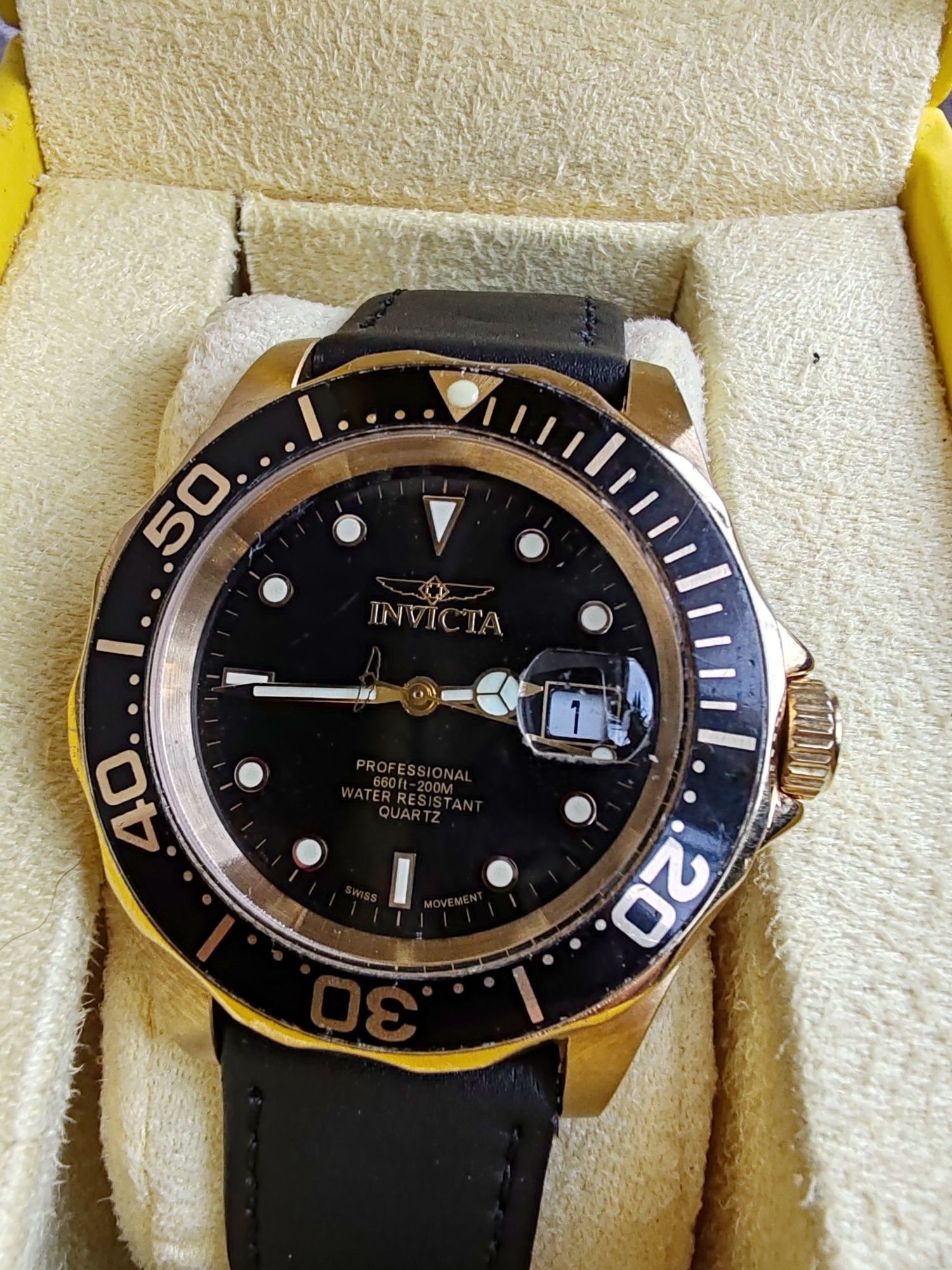 Ceas Invicta Diver 200 m Quartz 40 mm