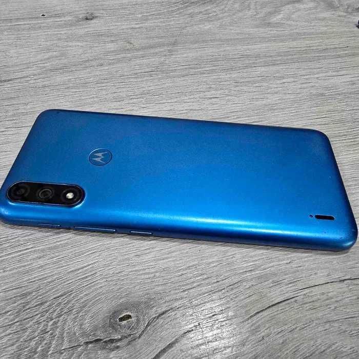 Motorola Moto E7i Power 32GB Dual/ пукнато стъкло