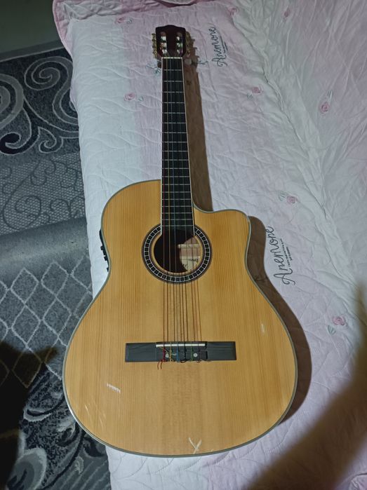 Продаётся электроклассика Deviser