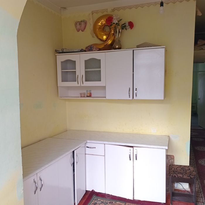 Urganch shahri 4-mikrorayondan 3 xonali kvartira ijaraga beriladi