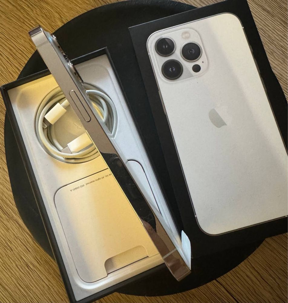 Iphone 13pro като нов 1ви собственик цял комплект