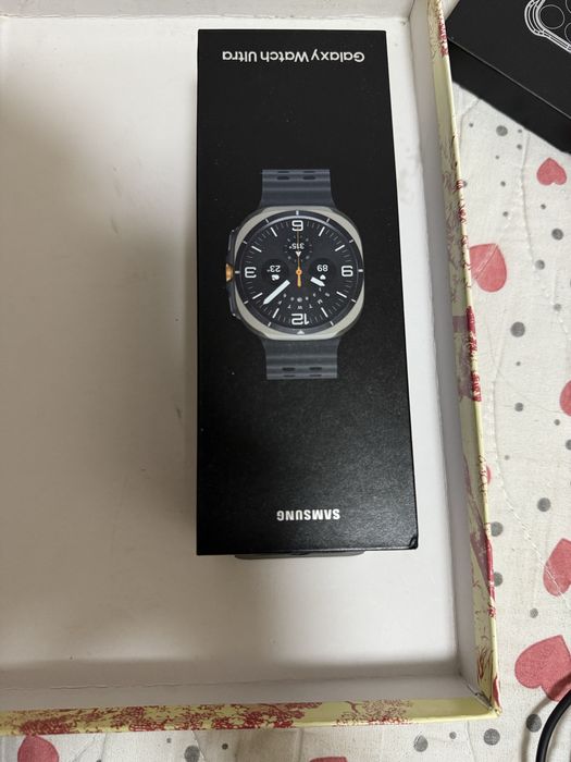 Samsung galaxy watch ultra va Huawei watch D2