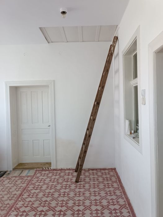 Casa de vanzare in zona linistita - Ludestii de Jos