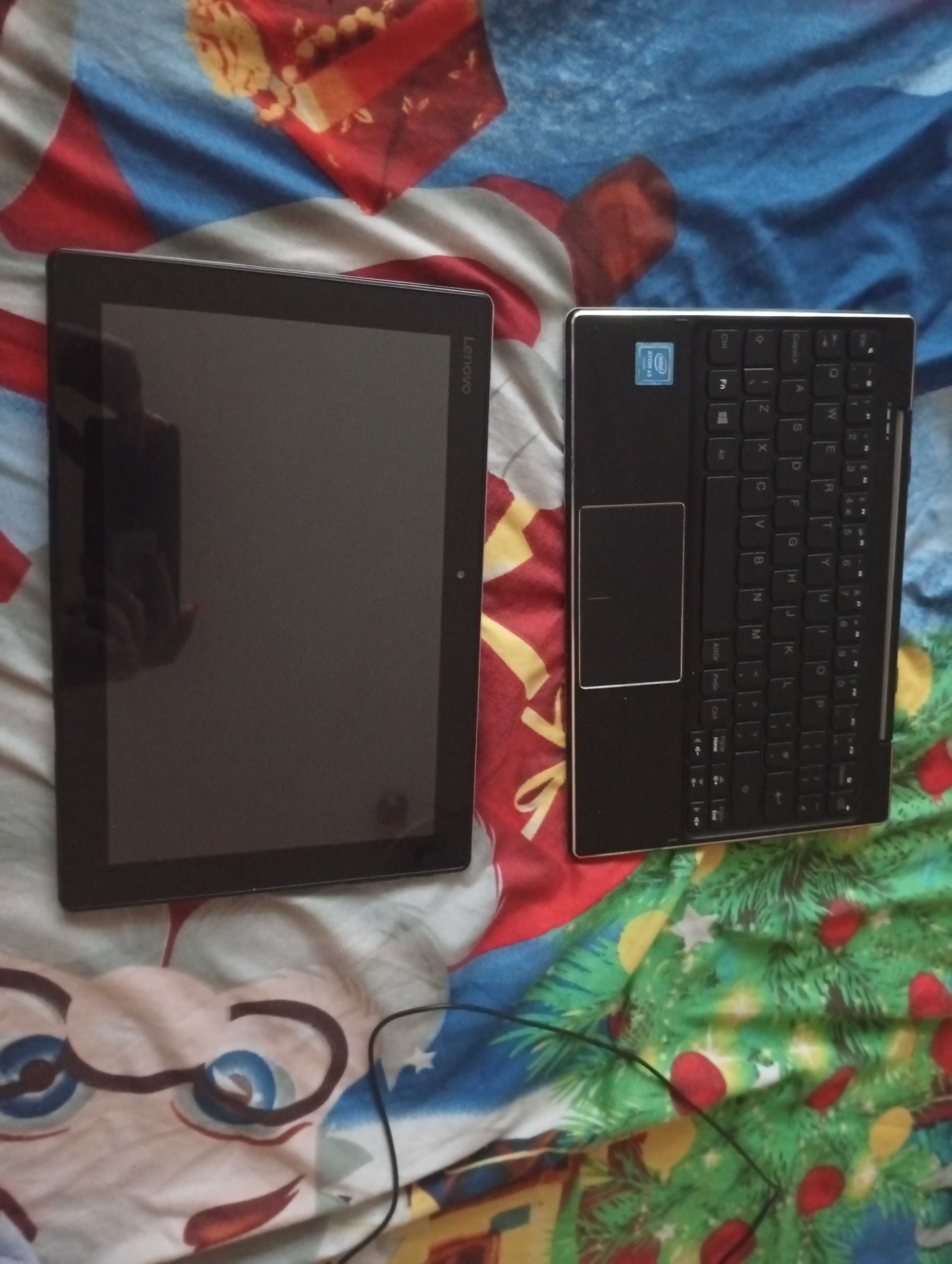 Vând laptop-tableta touchscreen Lenovo 2in 1
