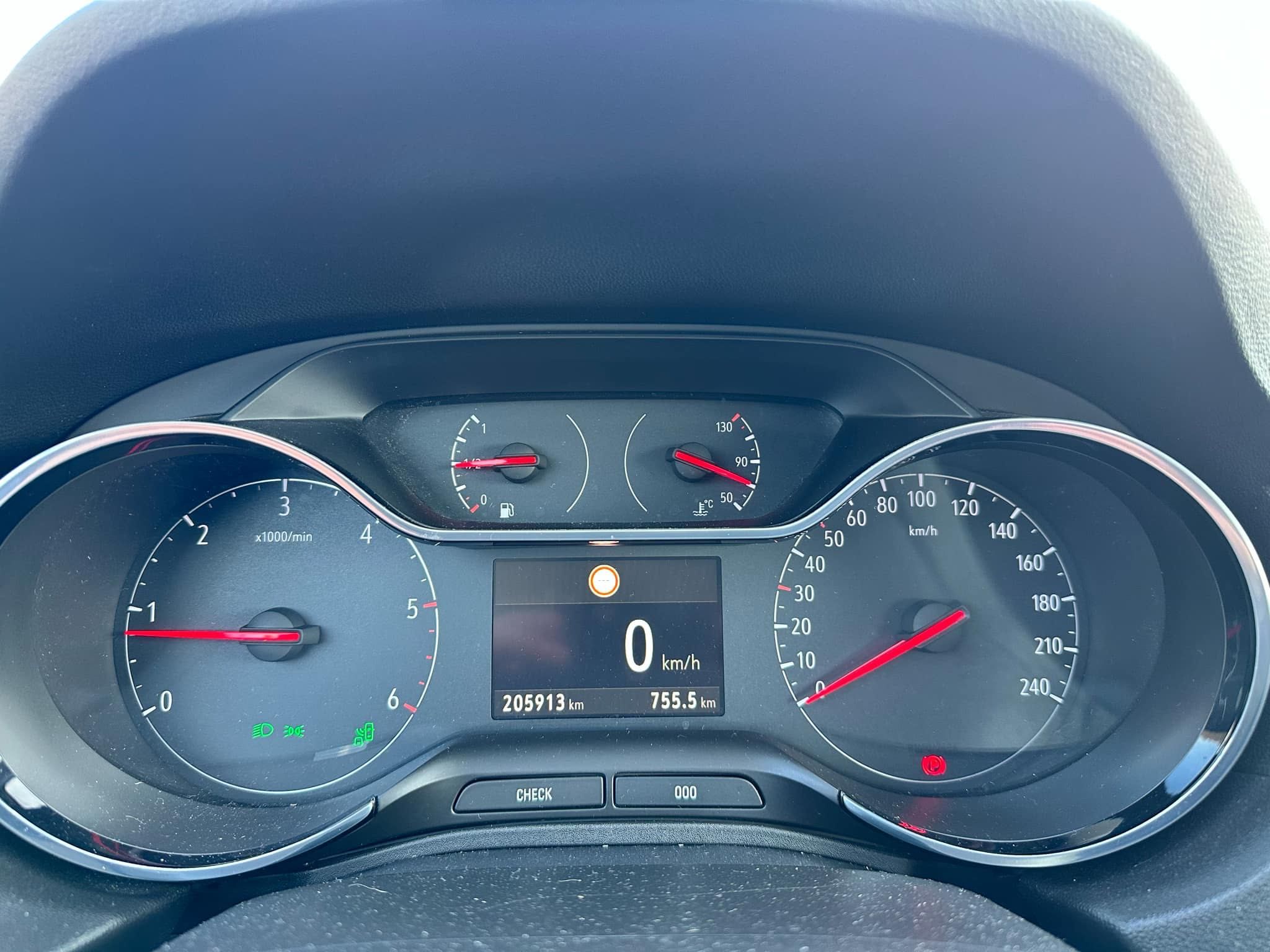 Opel Grandland X 2019 1.5 Diesel