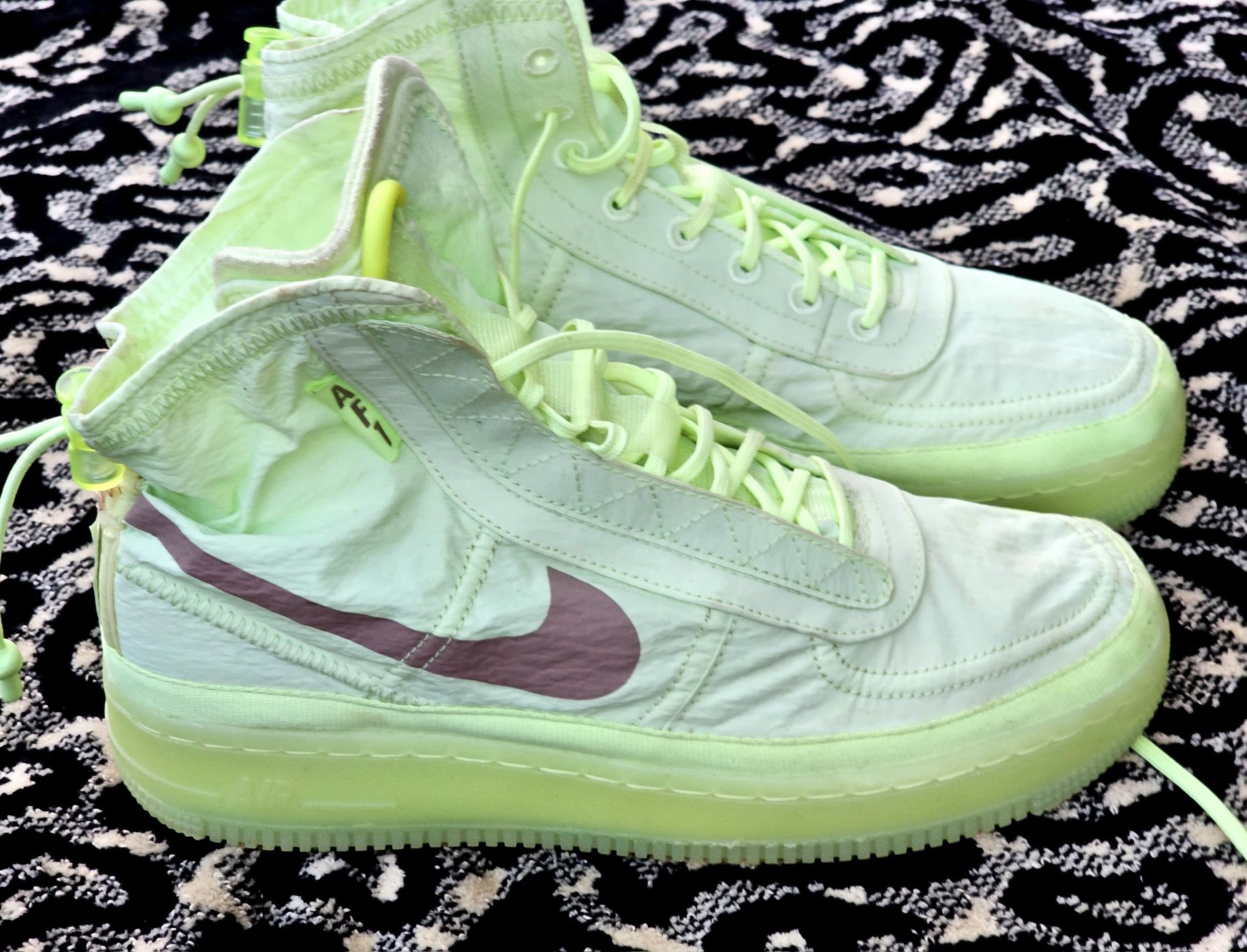 Nike Air Force 1 Sheel Volt уникални дамски сникърси 38 номер