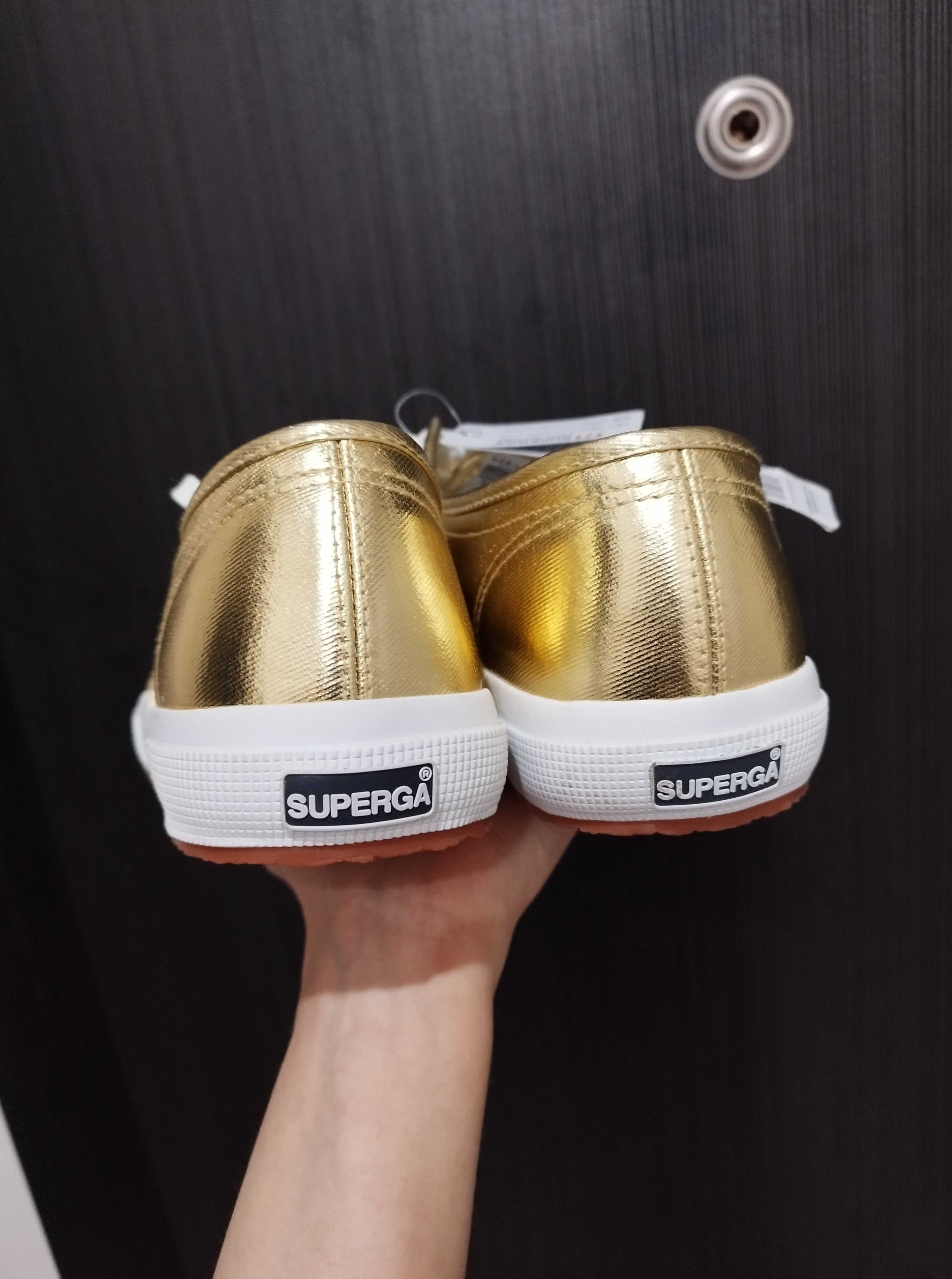 Оригинални мъжки кецове Superga