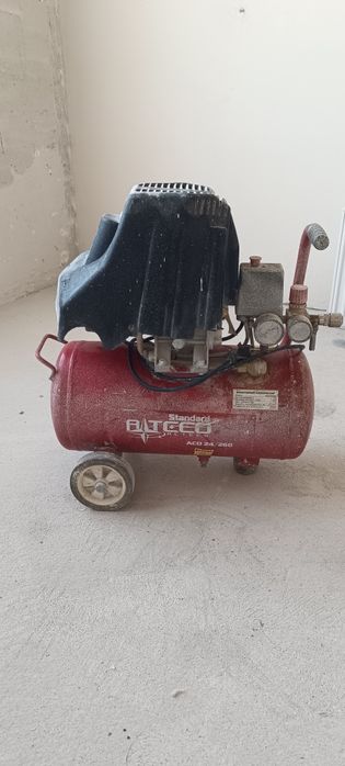 Продам компрессор 20 л