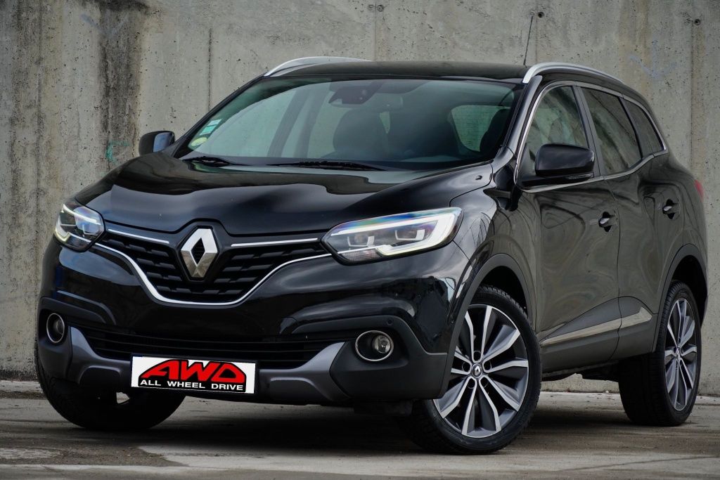 Renault Kadjar 4x4, 130 cp, varianta full, Bose, panoramic