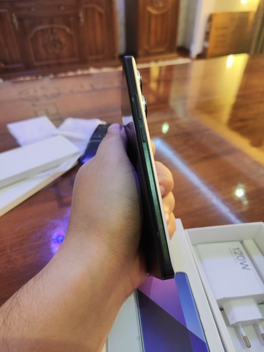 Xiaomi Redmi Note 13 Pro Plus 8/256 GB POLNIY KOMPLEKT ideal