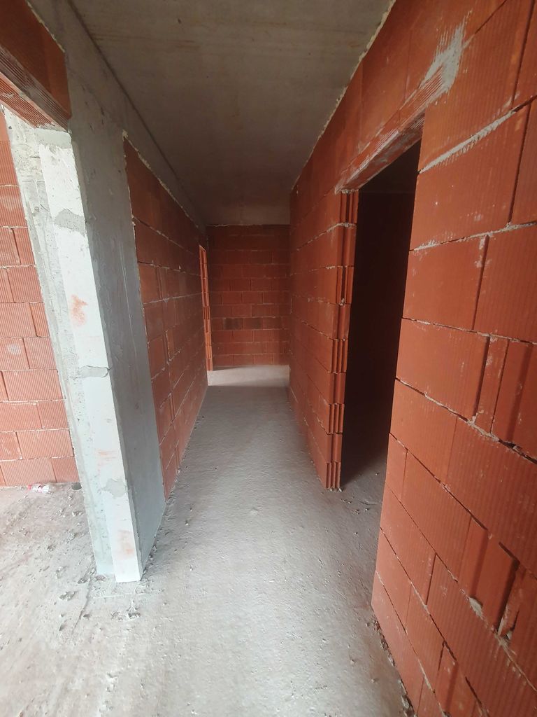 Продава се Тристаен апартамент в Велико Търново, Картала - 101 кв.м за 1485 €/кв.м - Снимка #15