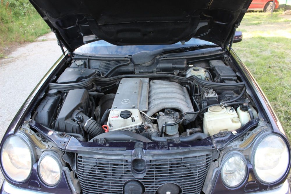 НА ЧАСТИ!! Mercedes W210 E300Td Комби / Мерцедес В210
