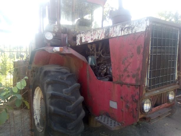 Tractor A-1800 A