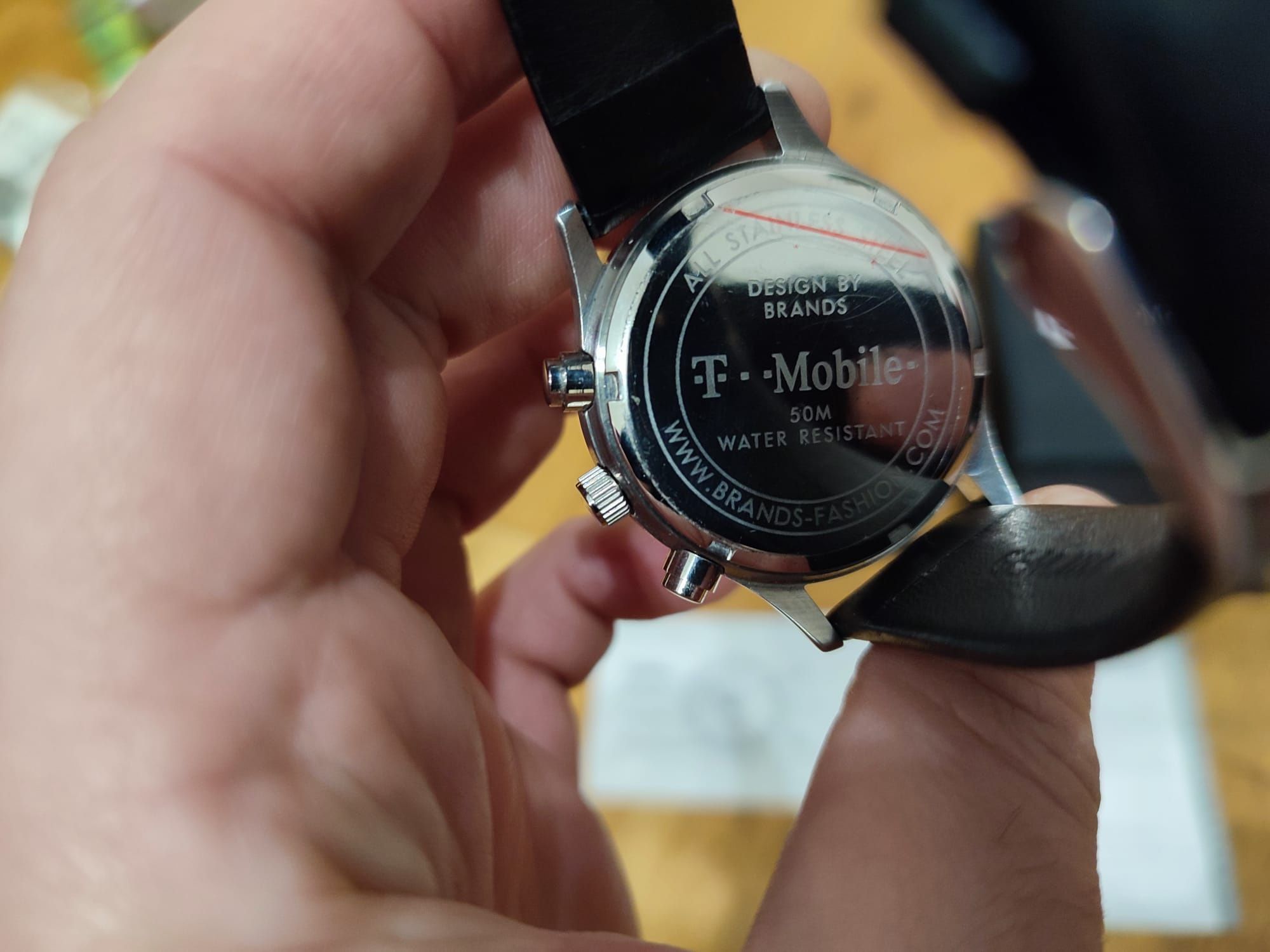 Чисто нов T-Mobile аналогов ръчен часовник