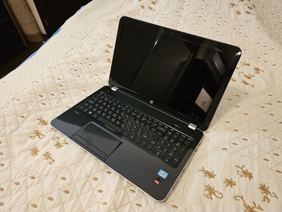 HP Pavilion 15-e010su