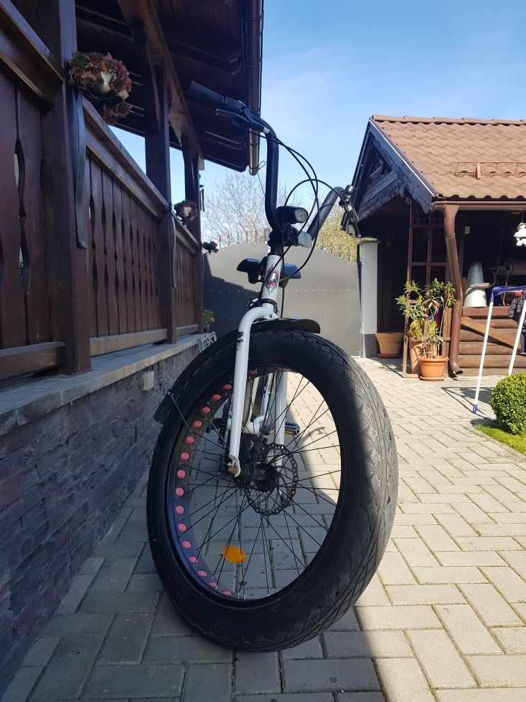 Bicicleta Pegas Fat Bike Cutezator Ev 3S, Alb Perlat