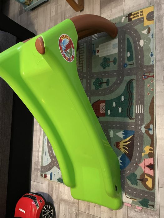 Детска пързалка - като нова