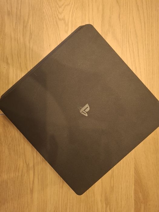 Play station 4 slim 500gb stare buna + 1 controller