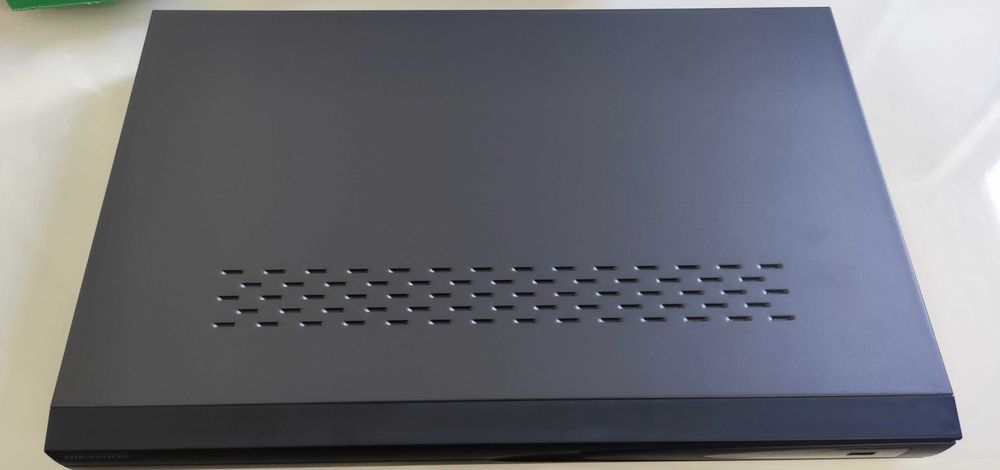 8 портов PoE NVR Hikvision DS-7608NI-E2/8P/A