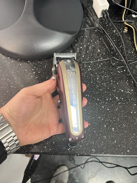 Masina de tund si contur [WAHL trimmer cu fir +WAHL clipper Legend]